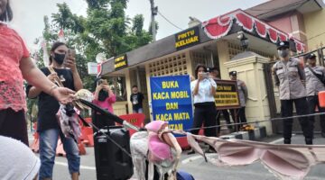 Demo Jilit II Peserta Aksi Bawa BH, Kapolrestabes Medan Diminta Tepati Janji dan Tangkap Mamak Maling